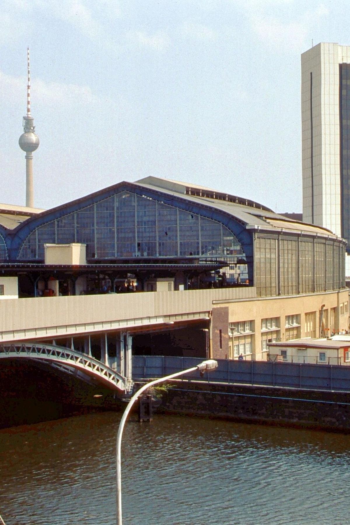 Berlin U-Bahn 1990s