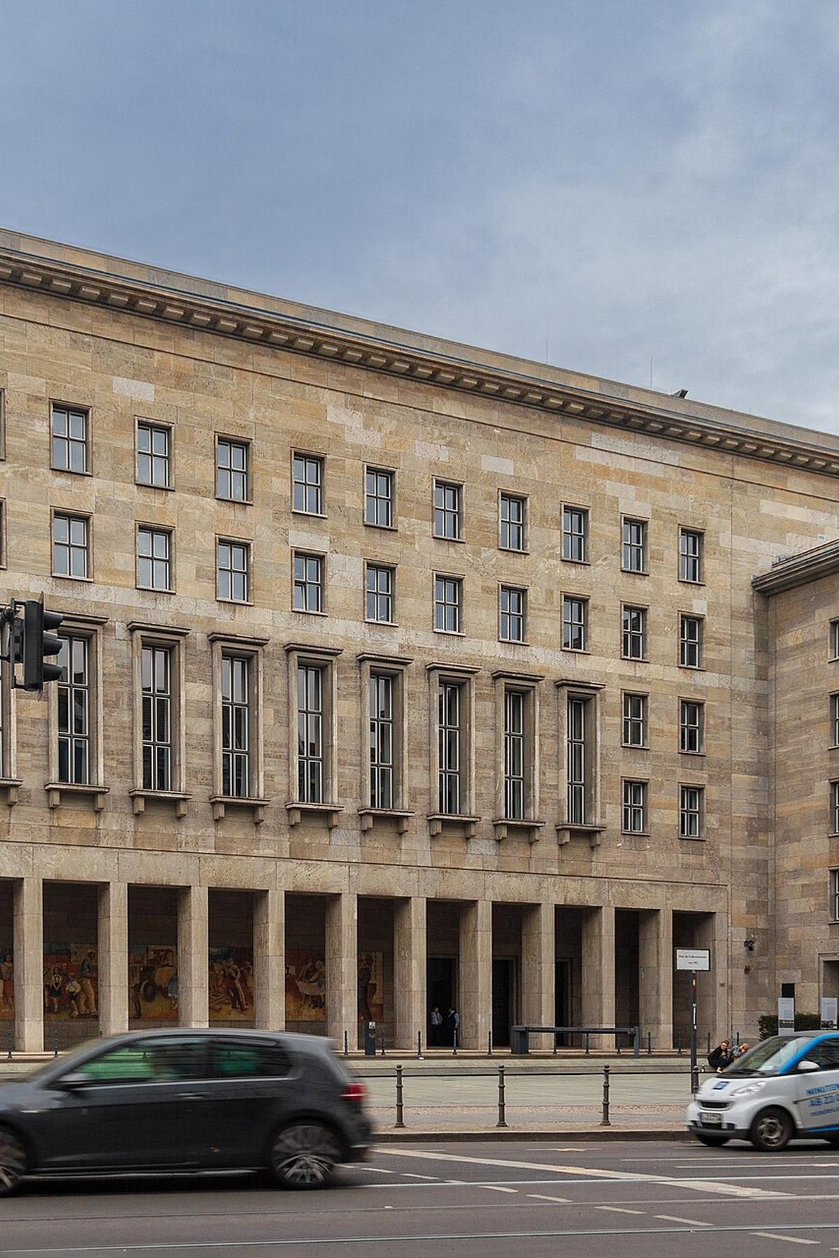 Detlev-Rohwedder-Haus Berlin